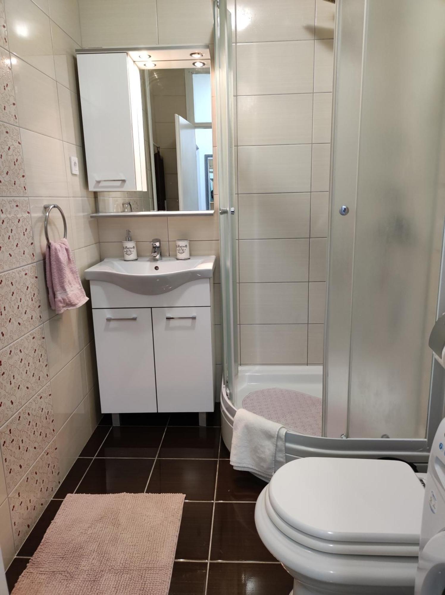 Apartman Emy 카를로바츠 외부 사진